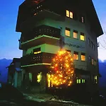 Da Gigi Alpine Hotel 3*
